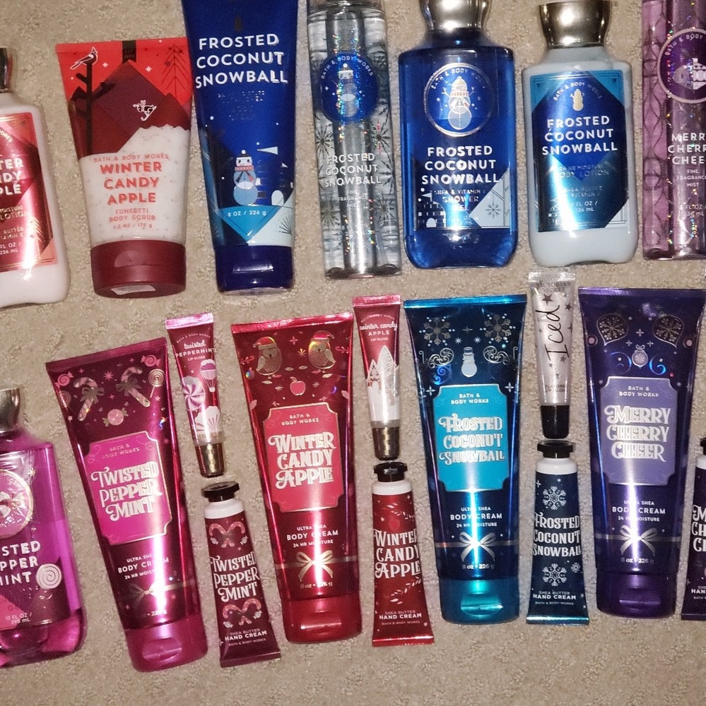 B&BW Christmas bundle of 24